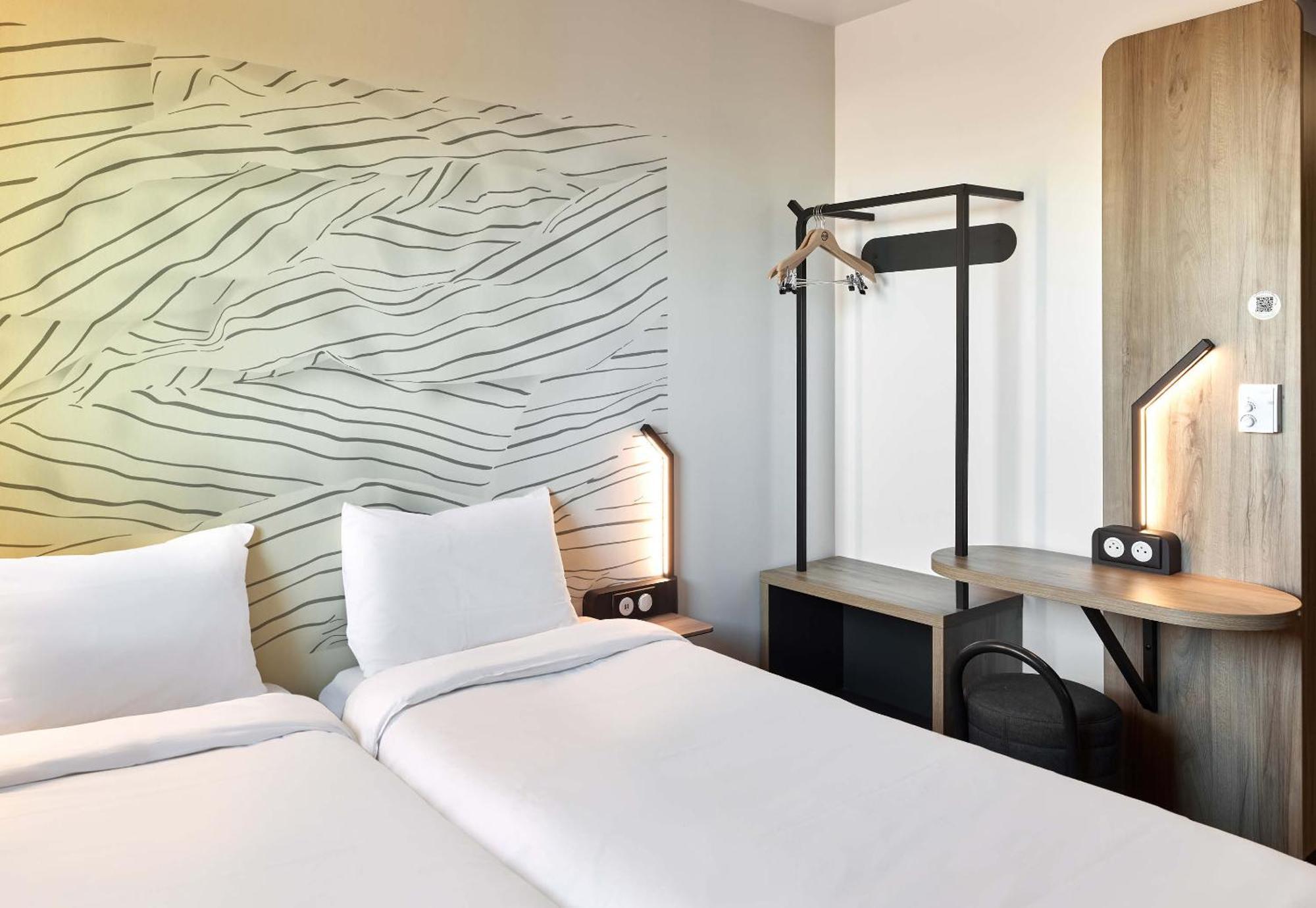 B&B Hotel Le Port Marly Saint Germain En Laye Εξωτερικό φωτογραφία